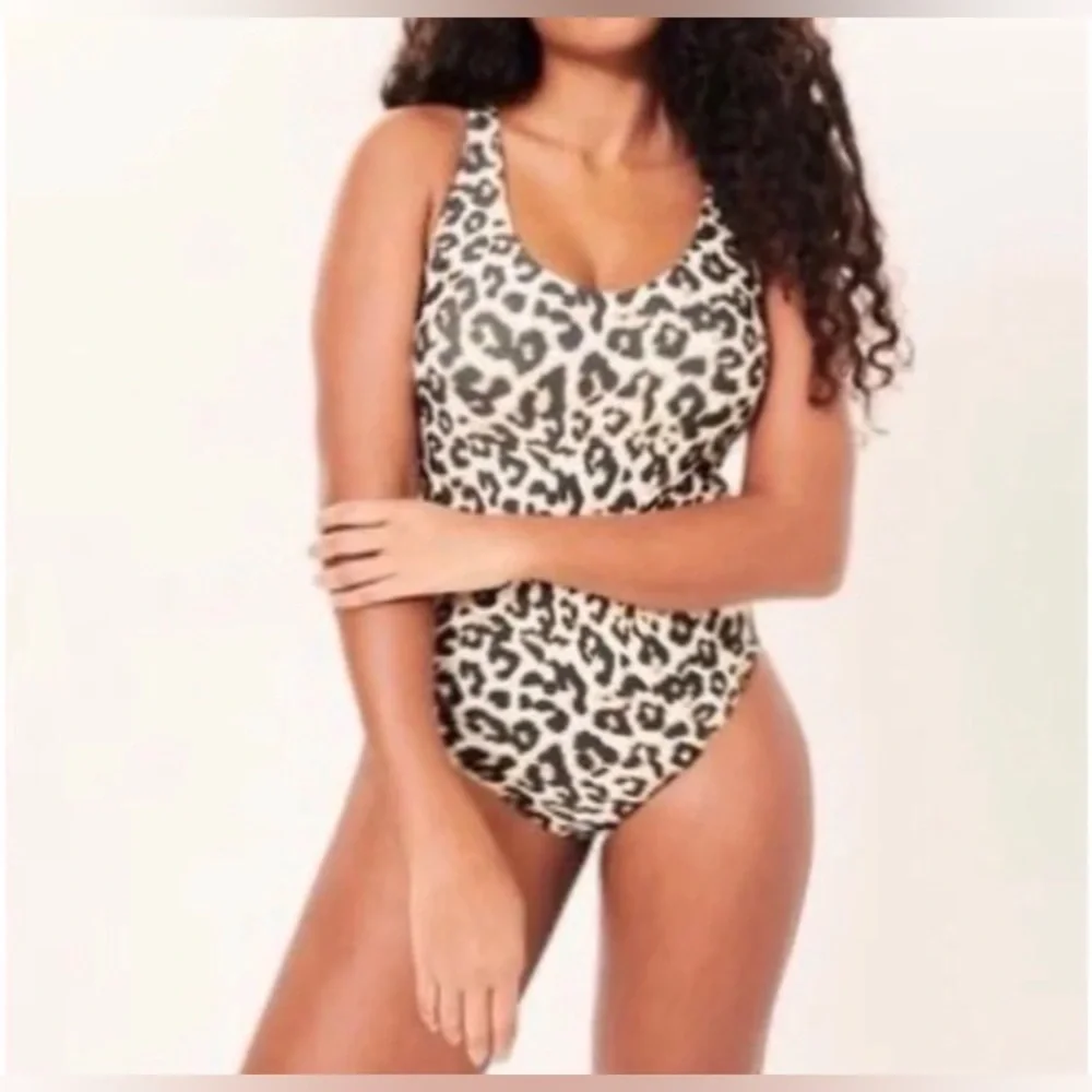 NWOT Abercrombie & Fitch Leopard One Piece Low Back Swimsuit - Picture 2 of 8
